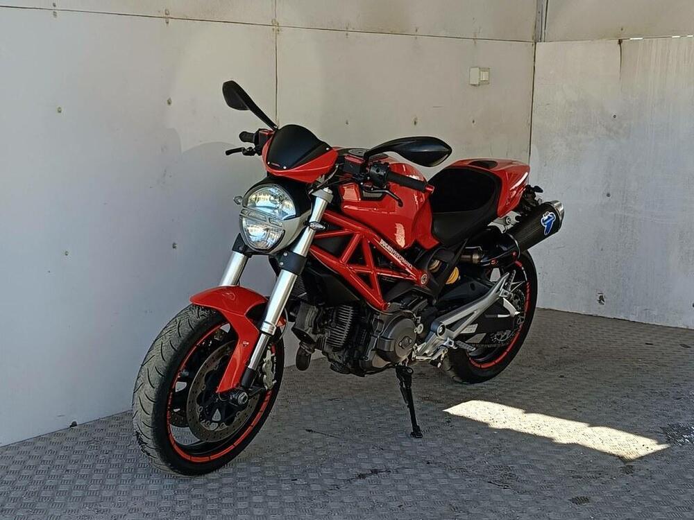 Ducati Monster 696 Plus (2007 - 14) (4)