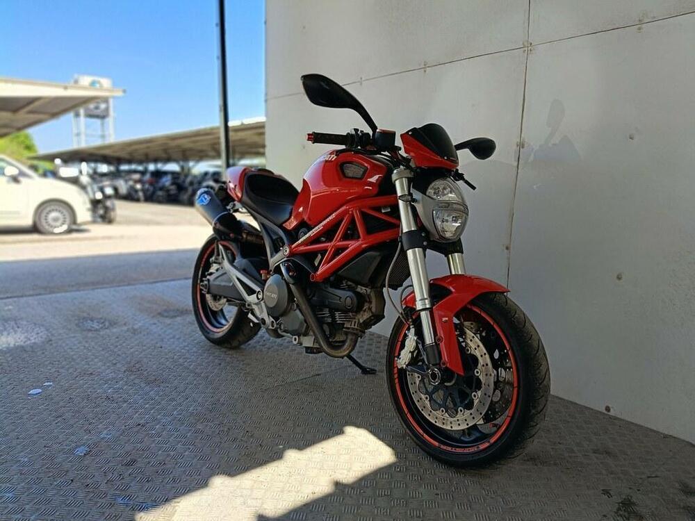 Ducati Monster 696 Plus (2007 - 14) (2)