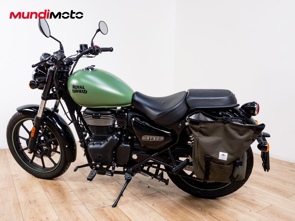 Royal Enfield Meteor 350 (2021 - 26) (7)