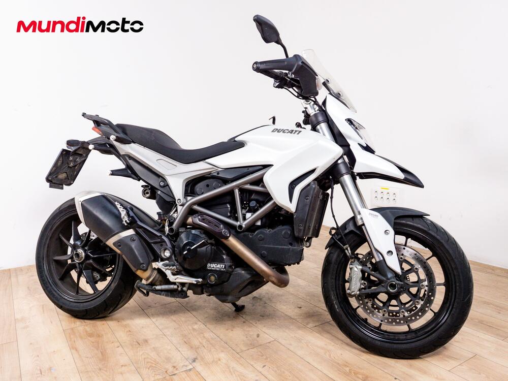 Ducati Hyperstrada 821 (2013 - 15) (2)