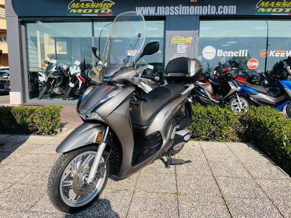 Honda SH 350 (2021 - 24) (6)