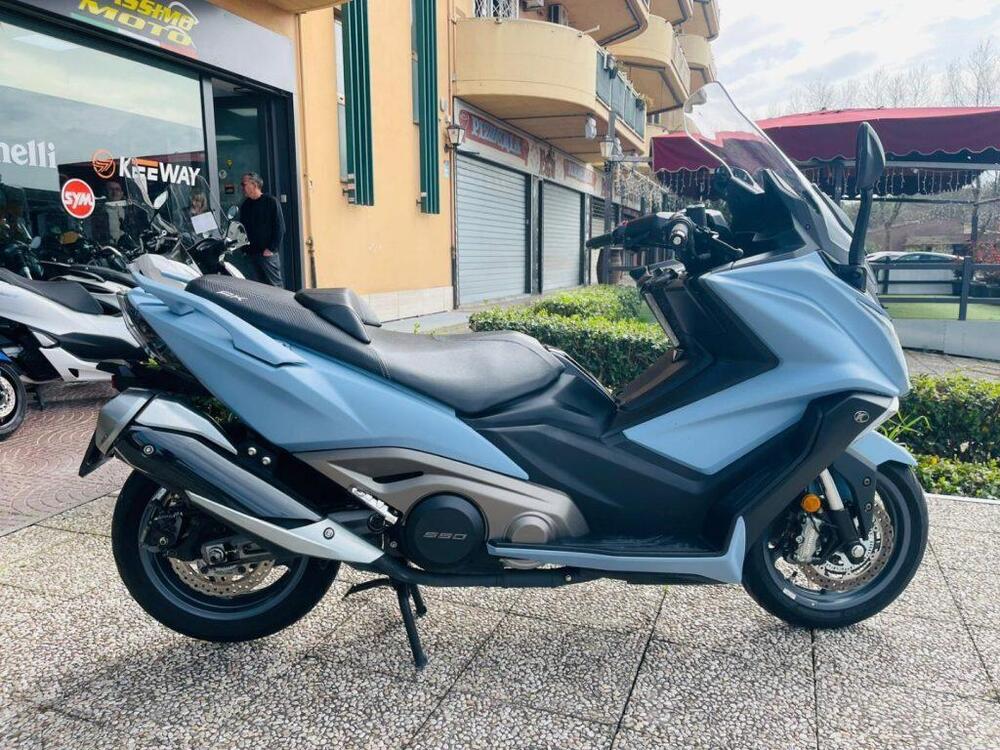 Kymco AK 550 Premium (2023 - 25) (9)