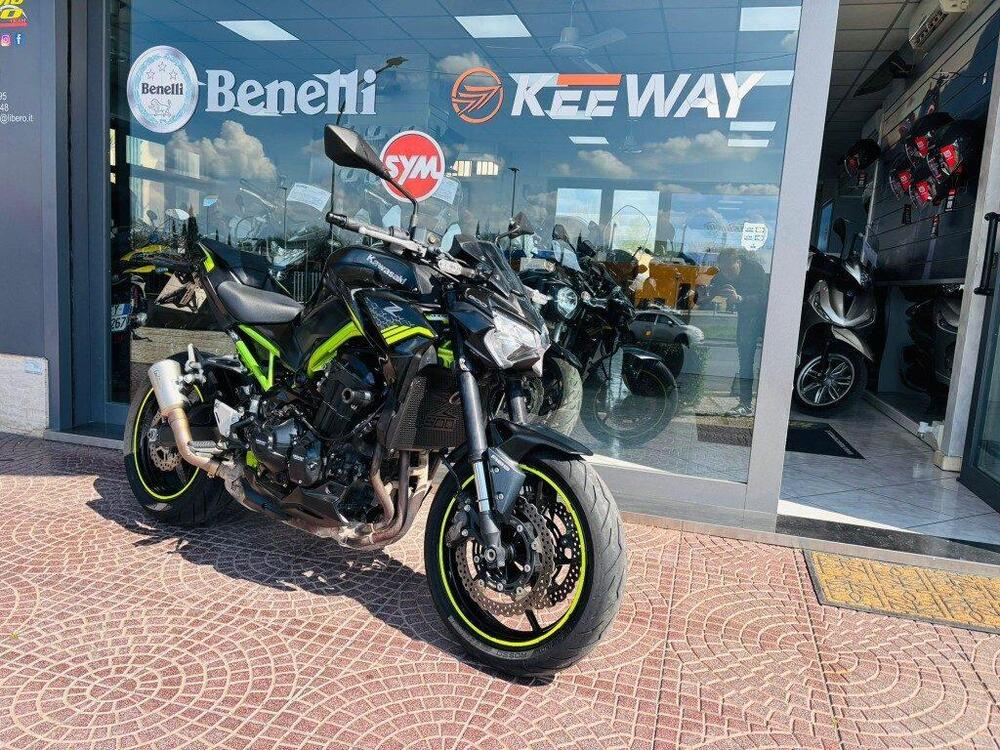 Kawasaki Z 900 (2021 - 24) (10)