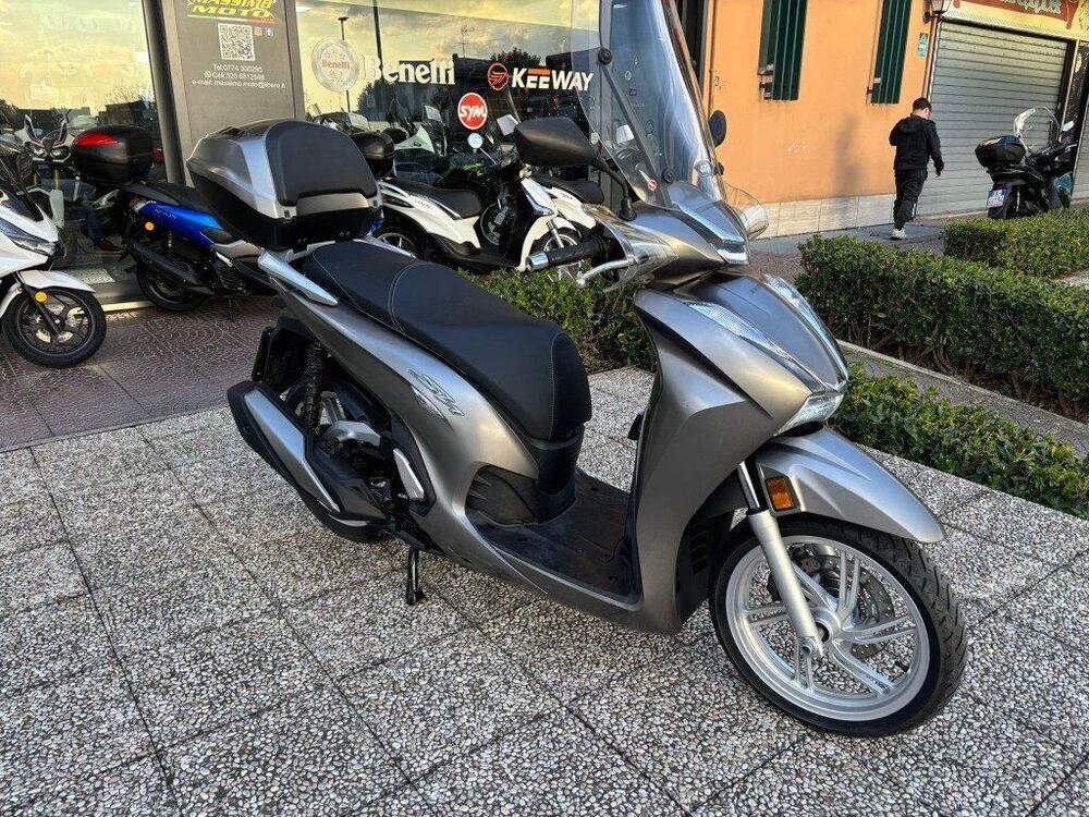 Honda SH 350 (2021 - 24) (7)