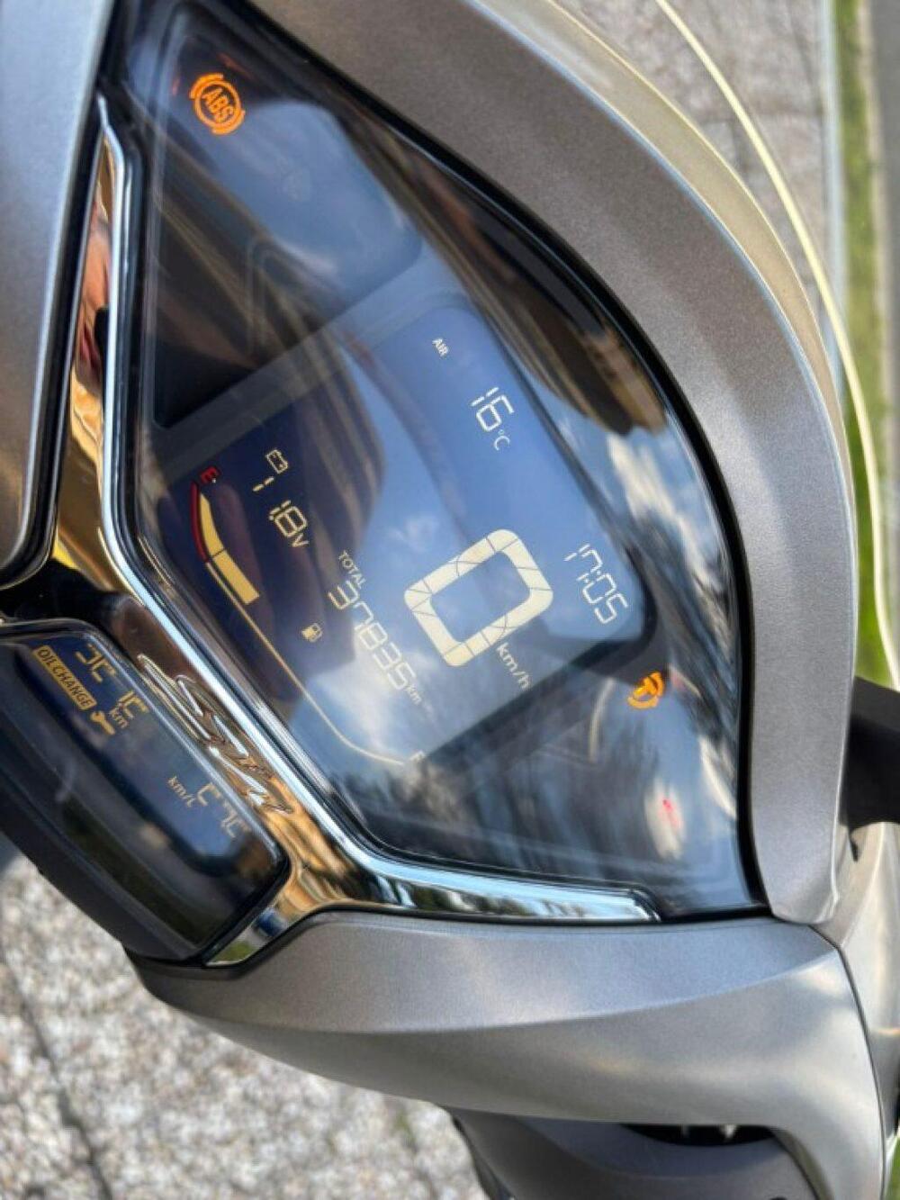 Honda SH 350 (2021 - 24) (2)