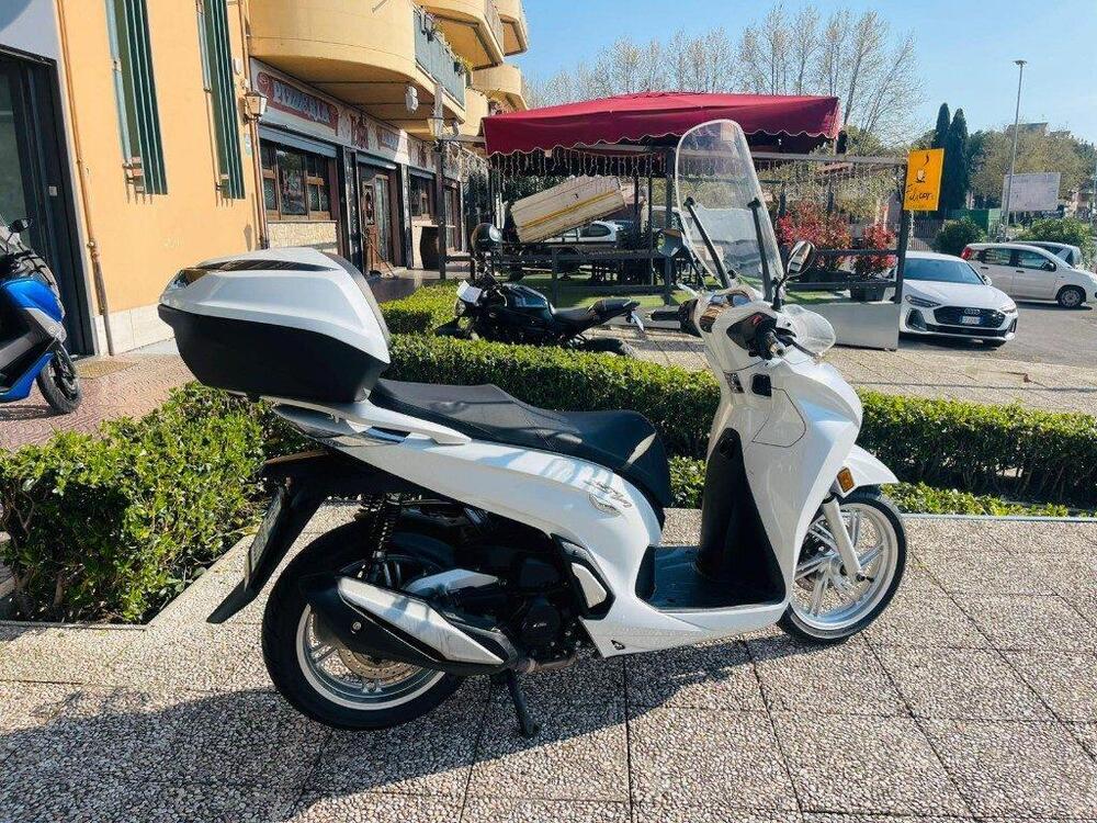 Honda SH 350 (2021 - 24) (7)