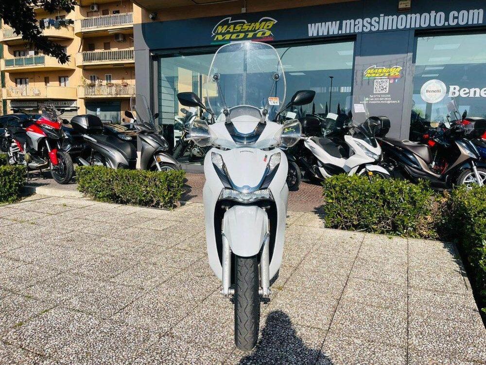 Honda SH 350 (2021 - 24) (6)