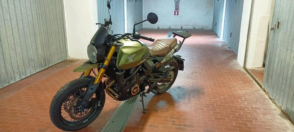 Moto Morini SEIEMMEZZO SCR (2022 - 26) (2)