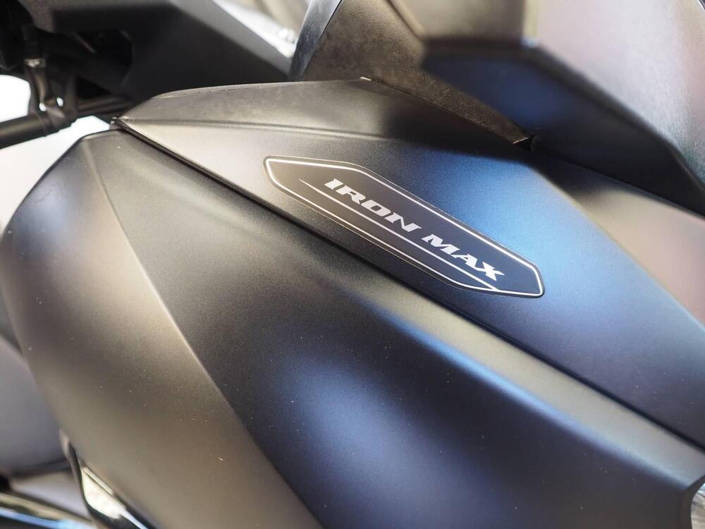 Yamaha X-Max 400 Iron Max (2019 - 20) (5)