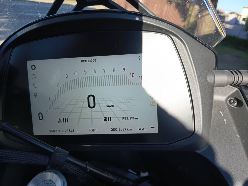 Moto Morini X-Cape 650 (2021 - 26) (3)