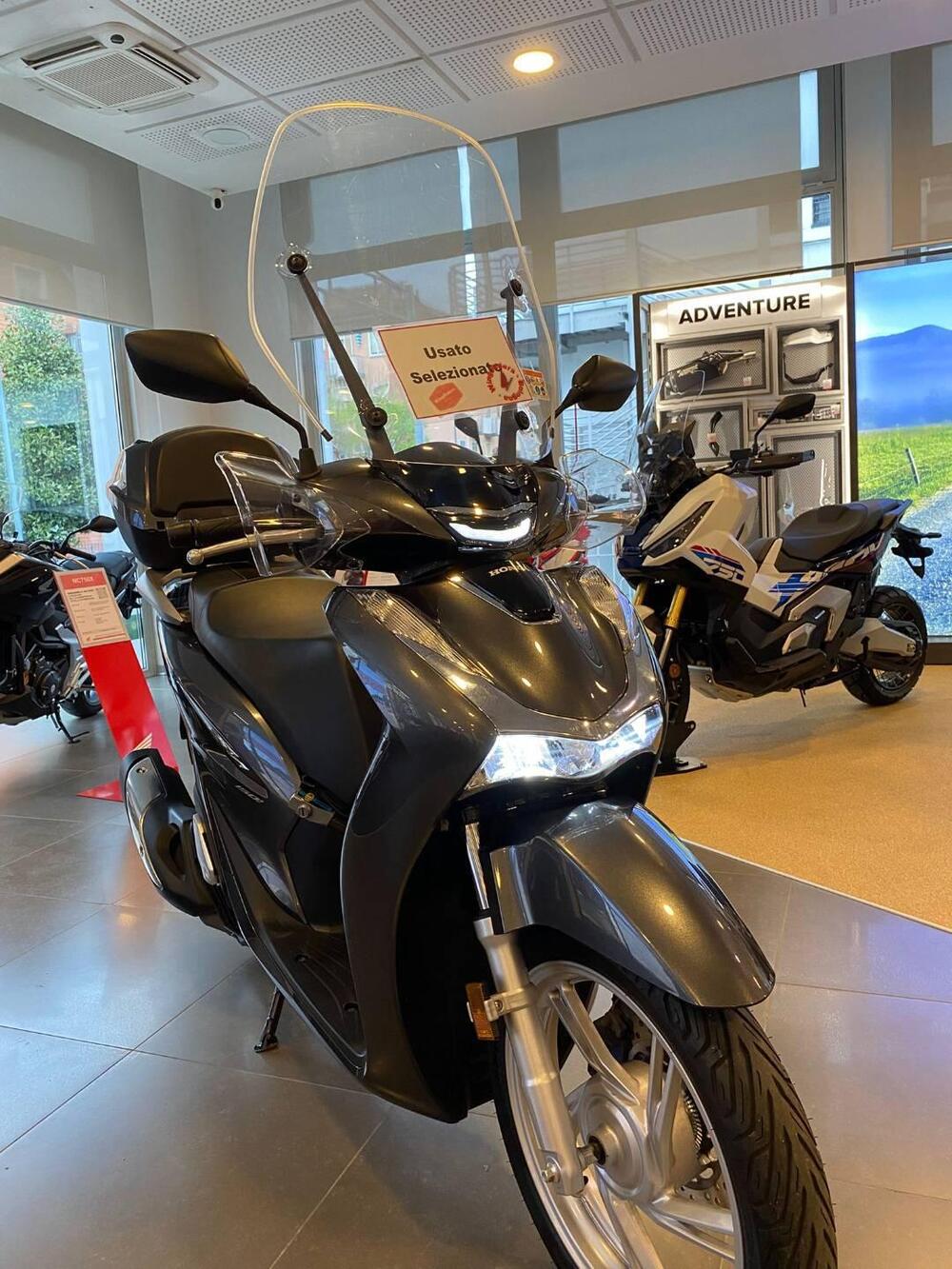 Honda SH 150i (2020 - 23) (2)