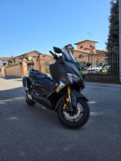 Yamaha T-Max 530 SX (2017 - 19) usata