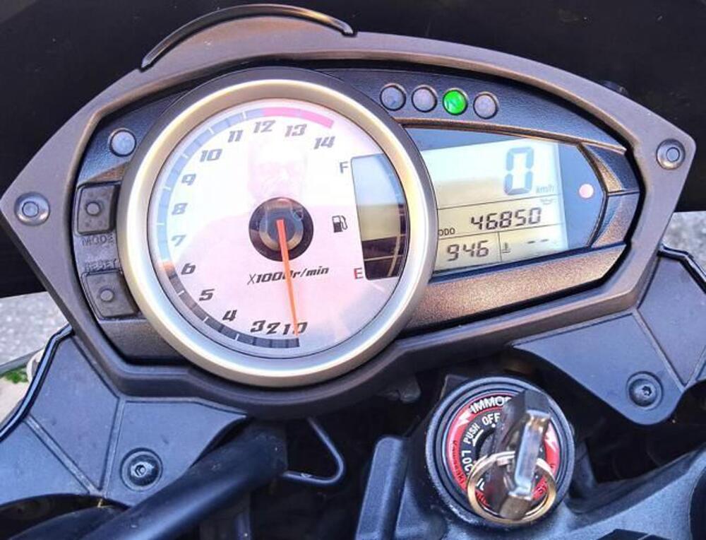 Kawasaki Z 750 ABS (2007 - 14) (3)