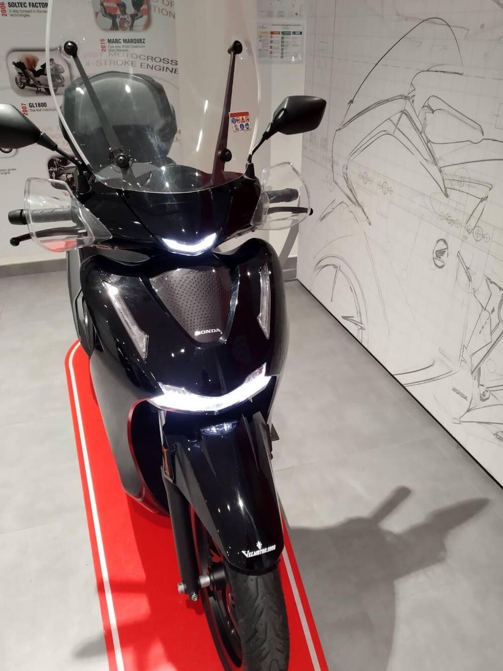 Honda SH 350i GT (2025 - 26) (6)