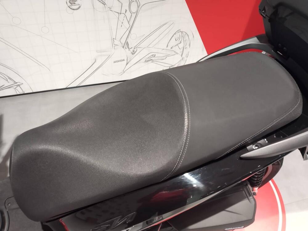 Honda SH 350i GT (2025 - 26) (8)