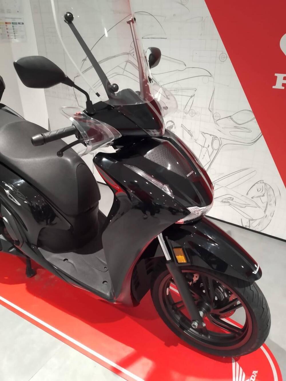 Honda SH 350i GT (2025 - 26) (12)