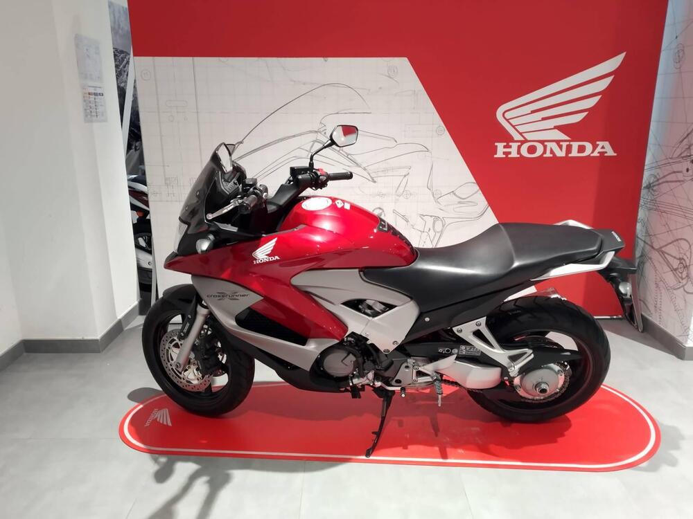 Honda Crossrunner ABS (2010 - 14) (2)