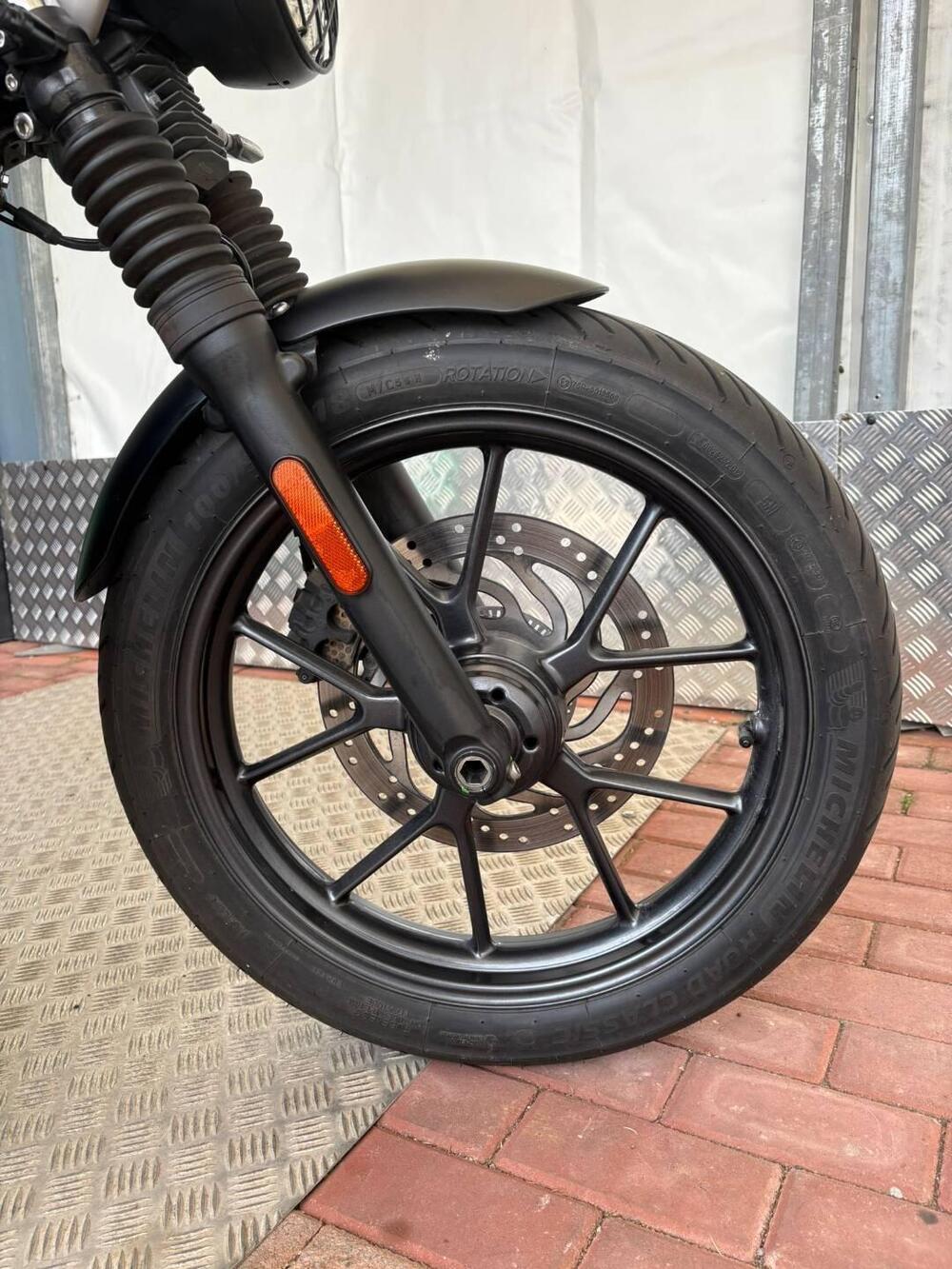 Triumph Street Twin 900 (2016) (19)