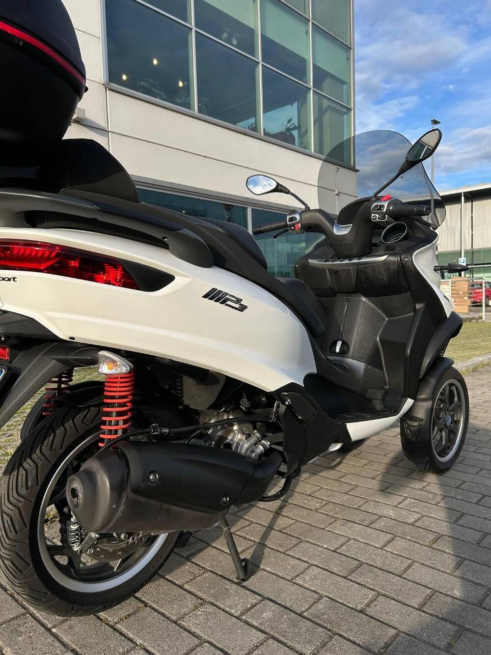 Piaggio Mp3 300 Sport LT ABS (2017 - 18) (4)