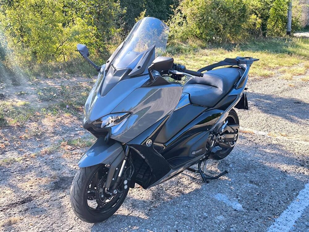 Yamaha T-Max 560 Tech Max (2021)