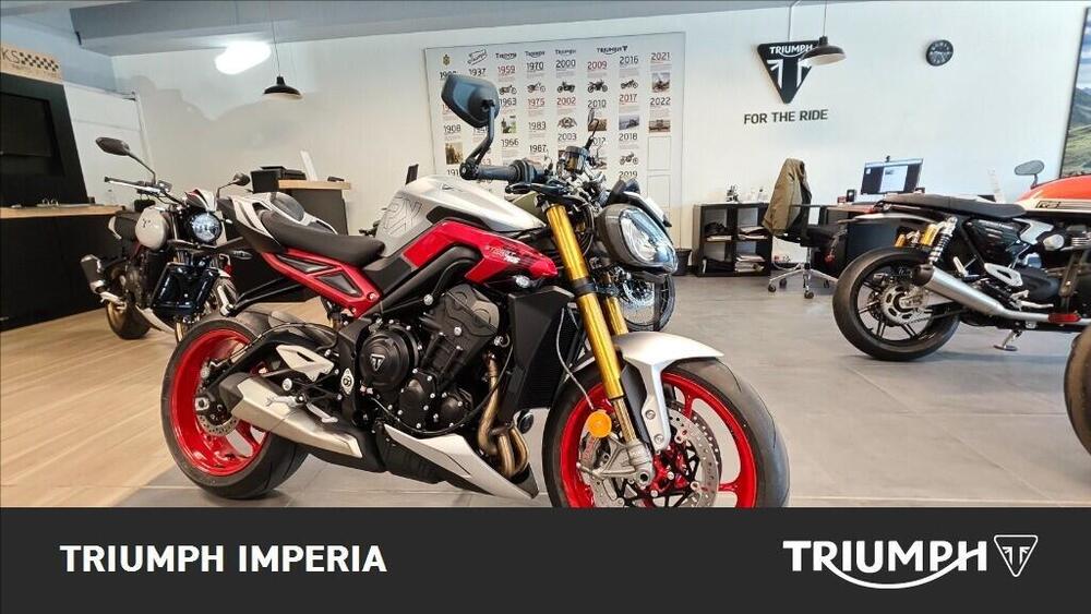 Triumph Street Triple 765 RX (2026)
