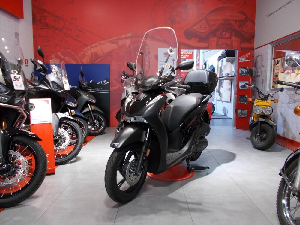 Honda SH 125i Sport (2024 - 25) (3)