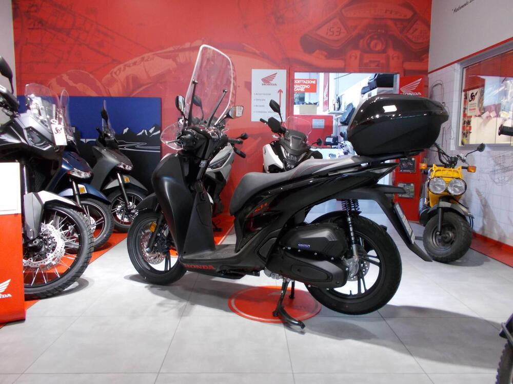 Honda SH 125i Sport (2024 - 25) (5)