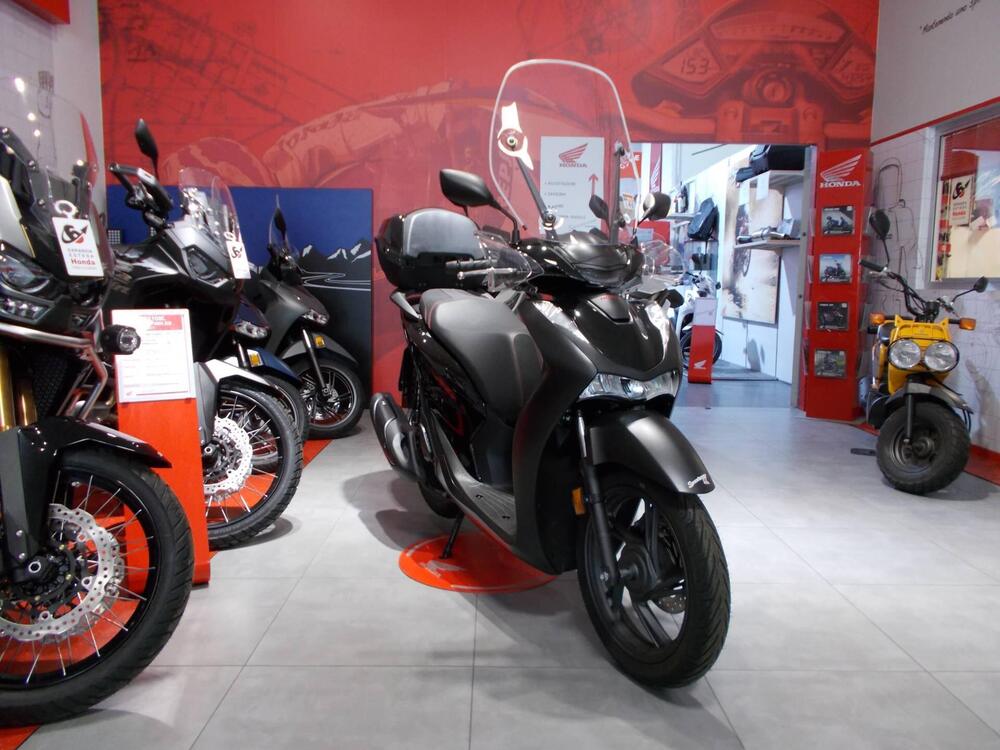 Honda SH 125i Sport (2024 - 25) (7)