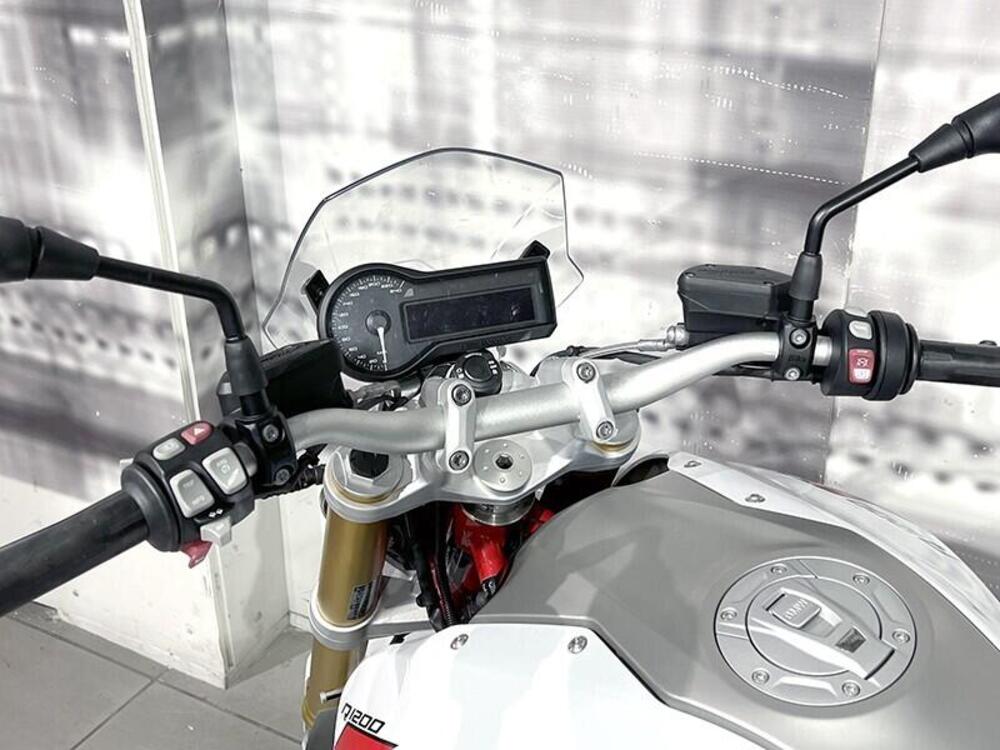 Bmw R 1200 R (2015 - 16) (6)