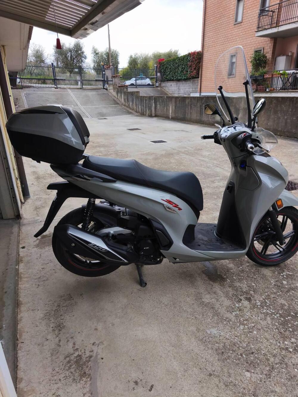 Honda SH 350 Sport (2021 - 24) (2)