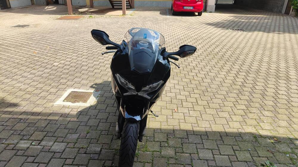 Honda VFR 800 F (2014 - 16) (4)