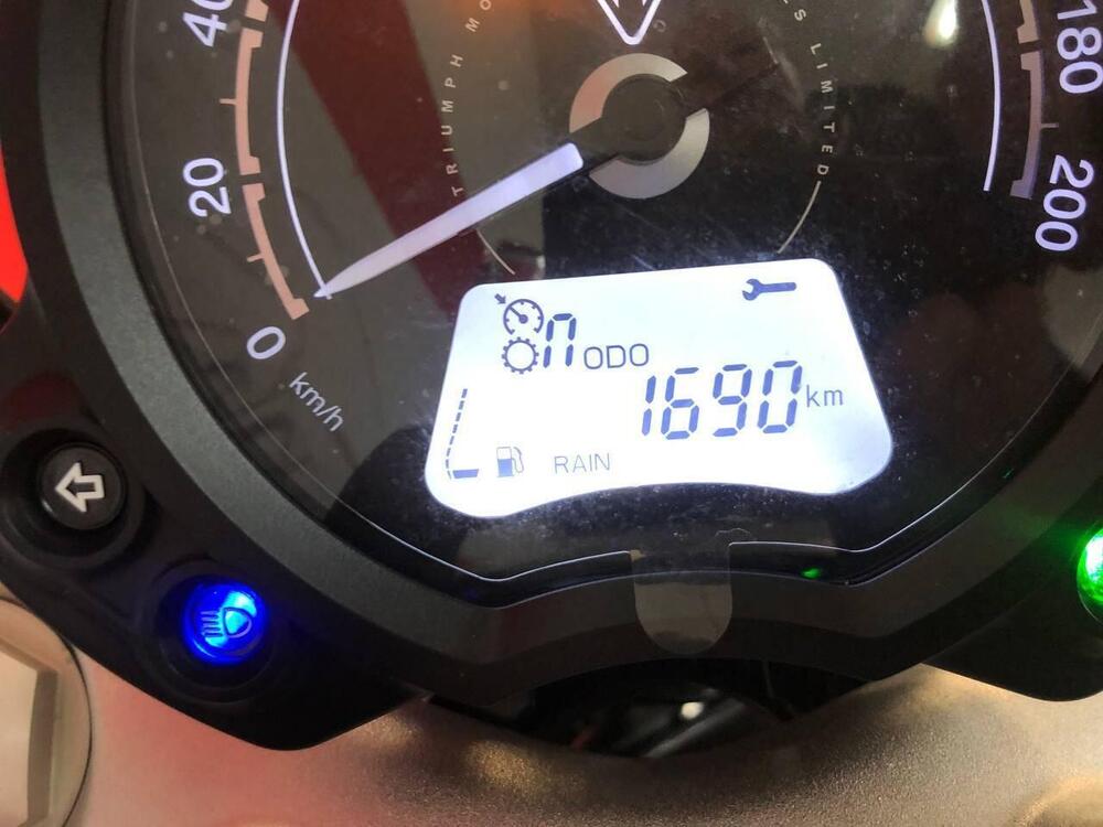 Triumph Bonneville Speedmaster 1200 Triumph-Speedmaster Gold Line (2022) (2)