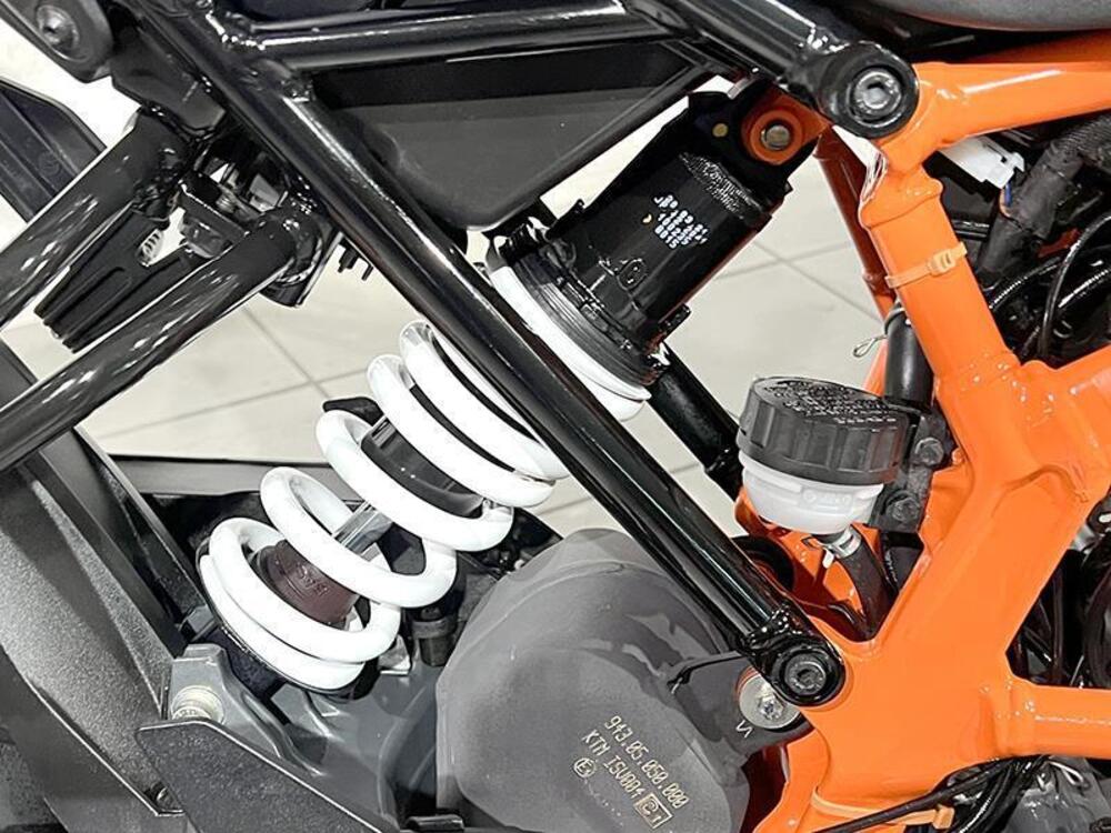 KTM 390 Duke (2021 - 23) (4)