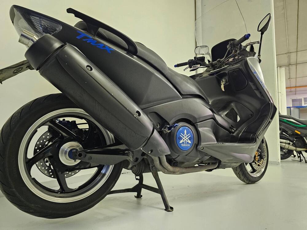 Yamaha T-Max 500 (2001 - 03) (2)