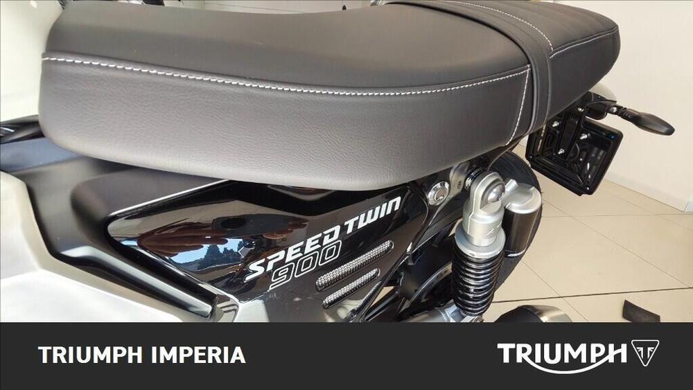 Triumph Speed Twin 900 (2025 - 26) (5)