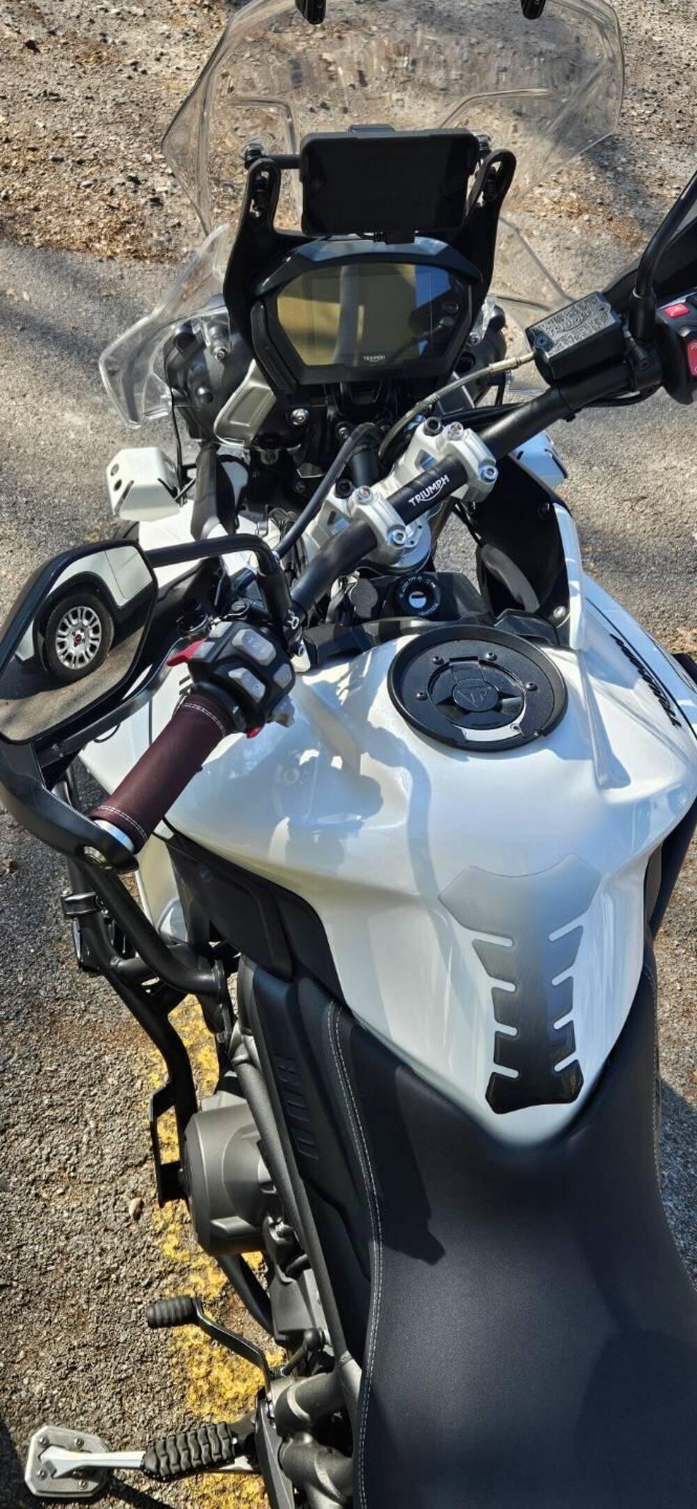 Triumph Tiger 800 XRt (2018 - 20) (3)