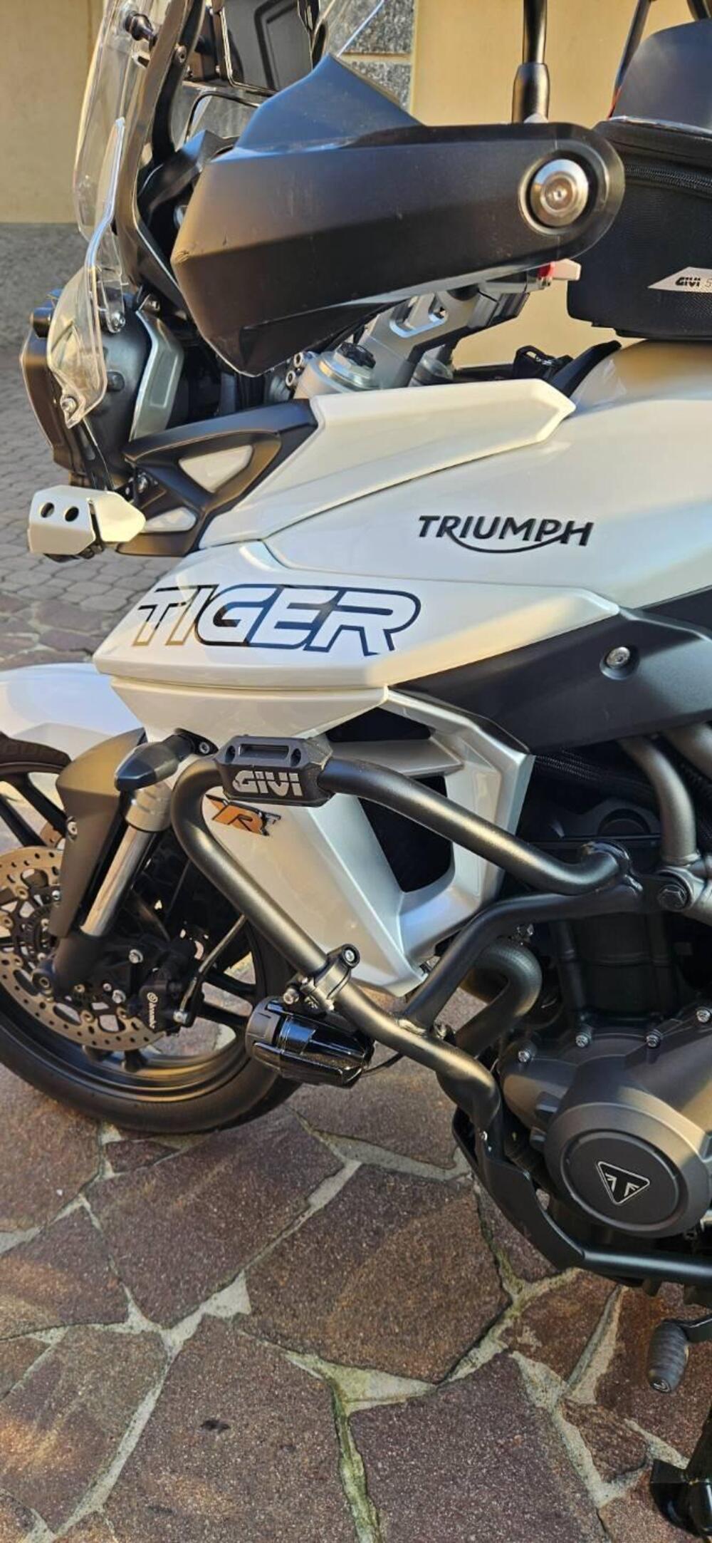 Triumph Tiger 800 XRt (2018 - 20) (6)