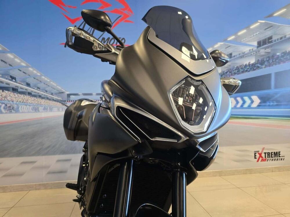 MV Agusta Turismo Veloce 800 Lusso SCS (2021 - 26) (10)