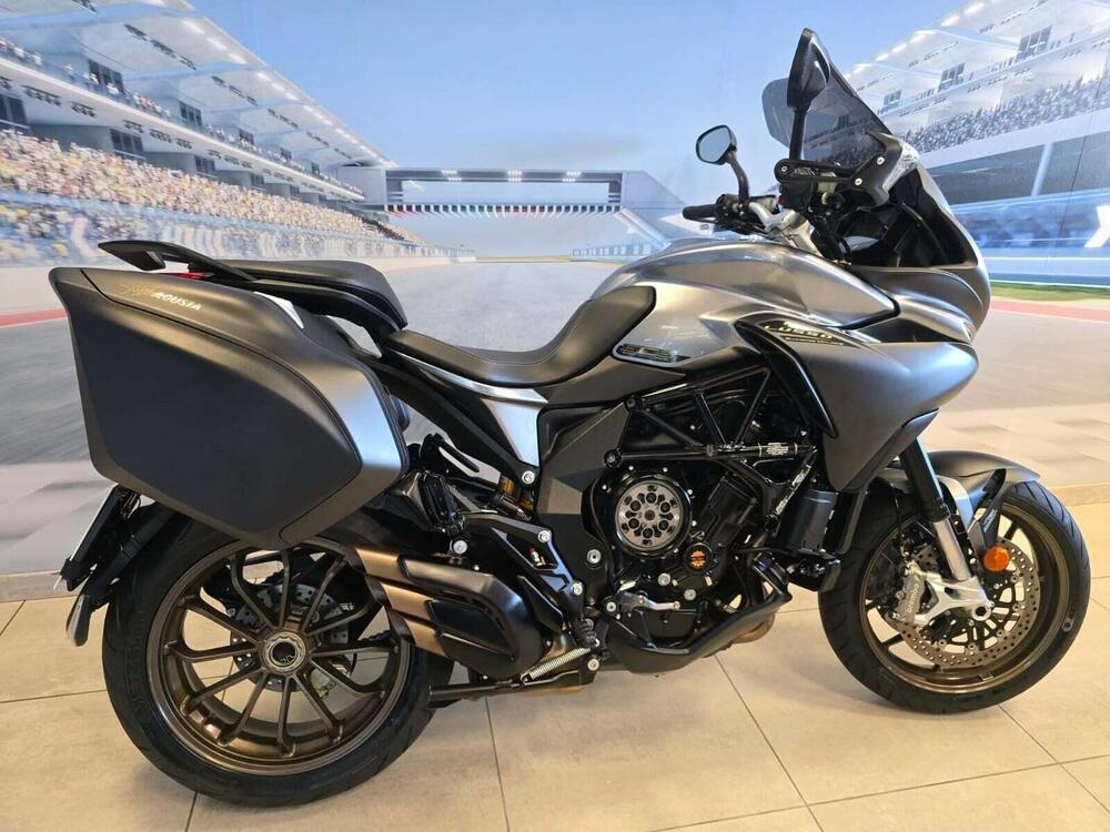 MV Agusta Turismo Veloce 800 Lusso SCS (2021 - 26) (15)