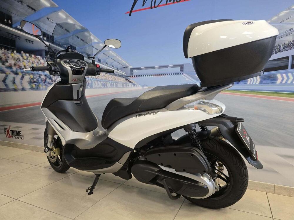 Piaggio Beverly 350 SportTouring ie ABS (2011 - 17) (6)