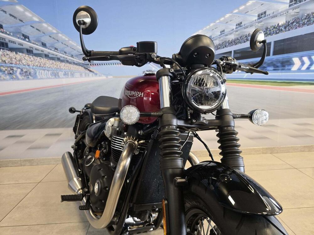 Triumph Bonneville Bobber 1200 (2021 - 25) (11)