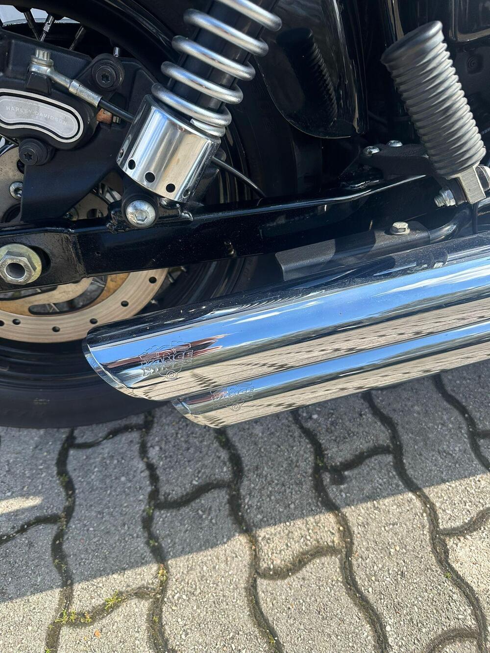 Harley-Davidson 1584 Wide Glide (2007 - 11) - FXDWG (6)