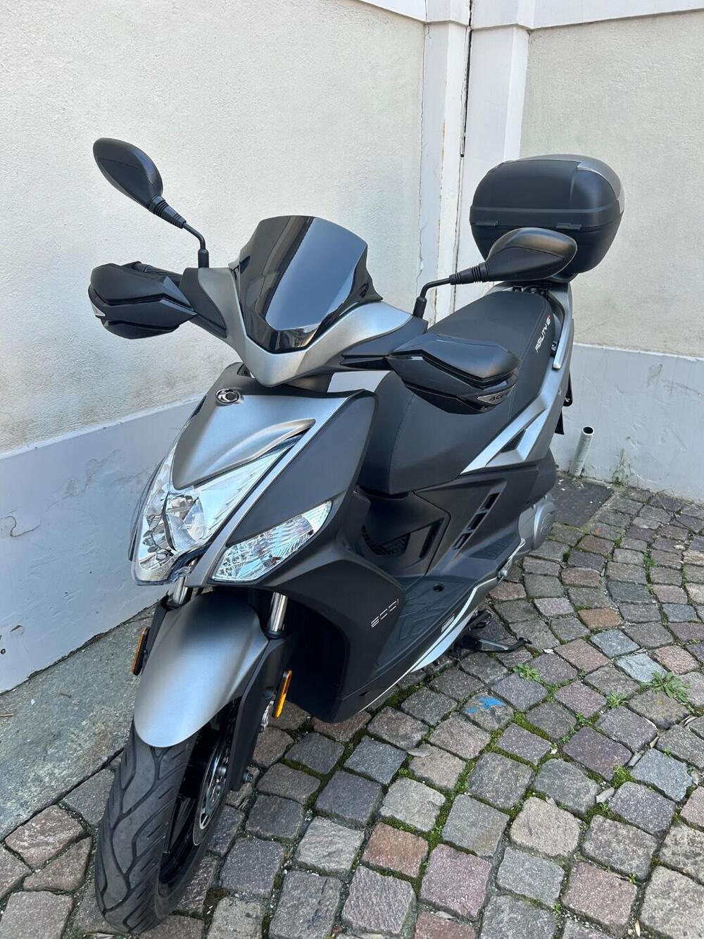 Kymco Agility 200i R16 + (2021 - 25) (3)