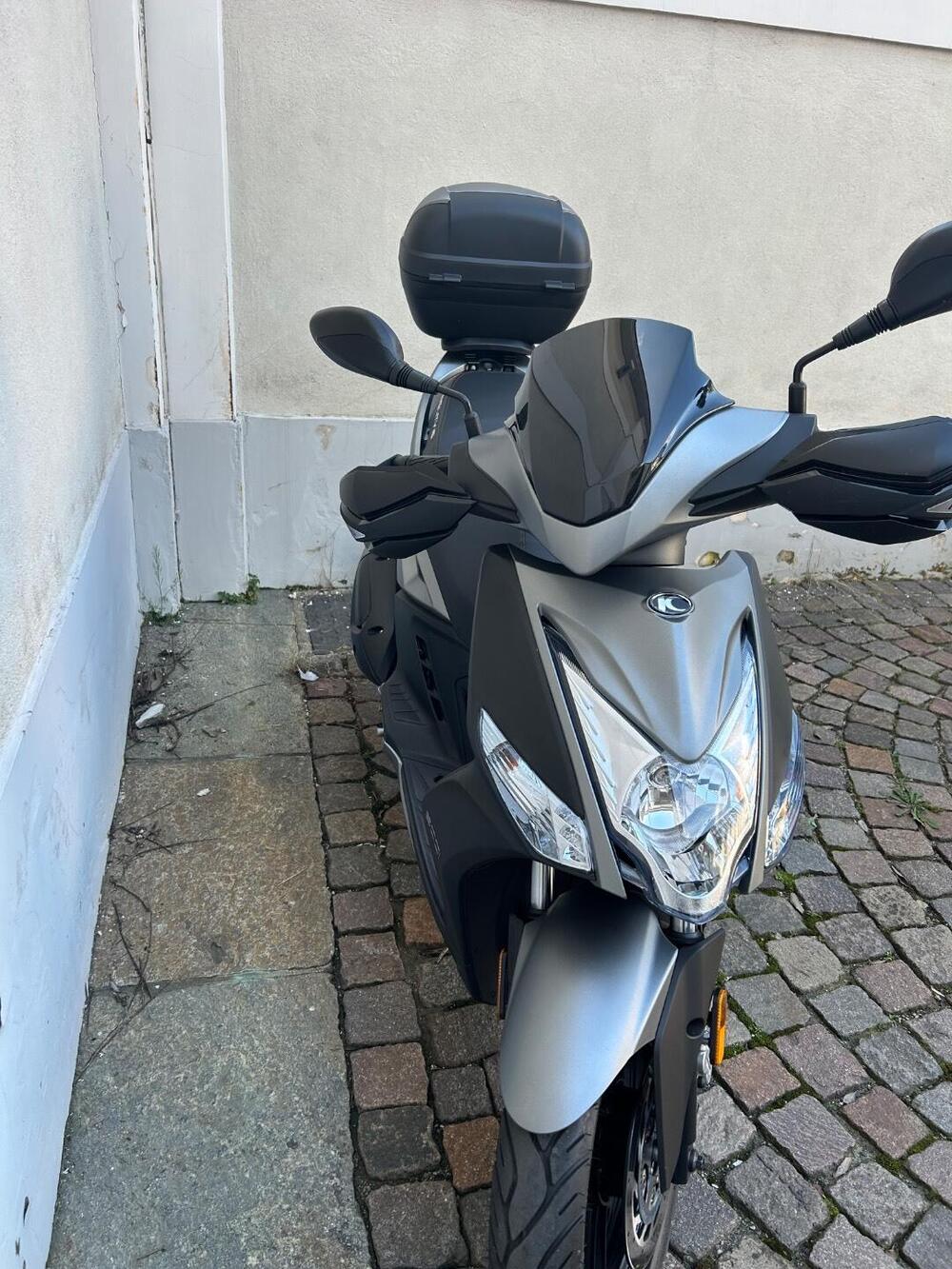 Kymco Agility 200i R16 + (2021 - 25) (4)