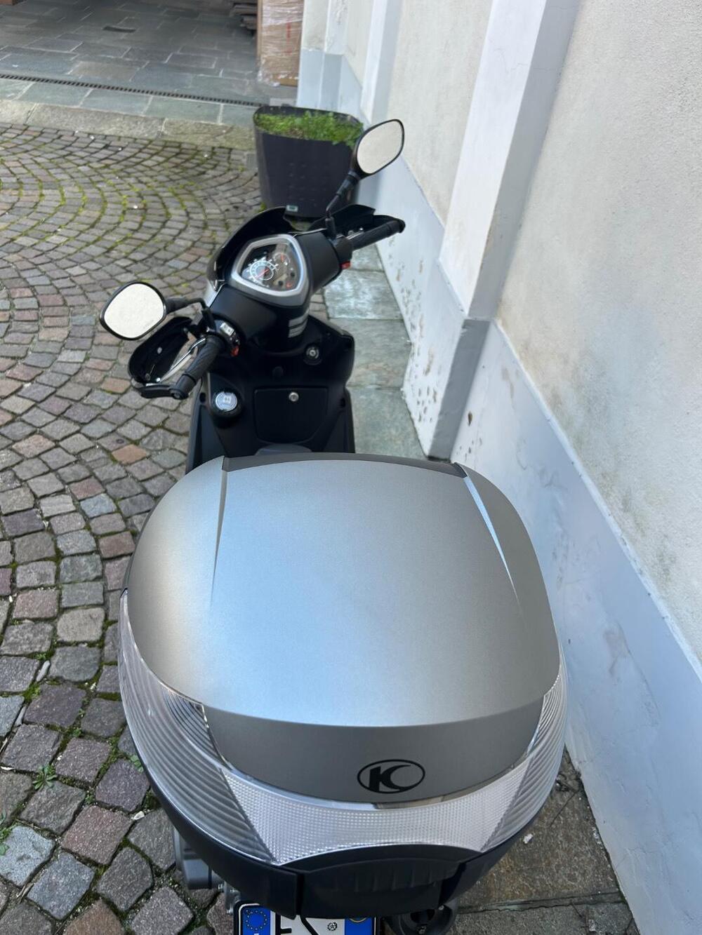 Kymco Agility 200i R16 + (2021 - 25) (9)