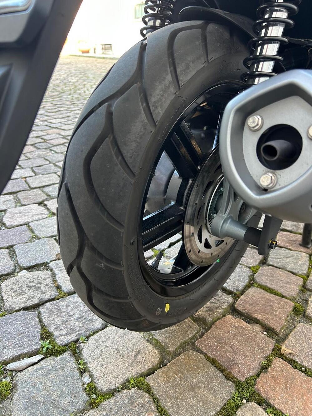 Kymco Agility 200i R16 + (2021 - 25) (11)