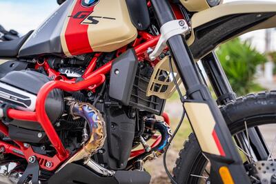 Wunderlich: una difesa intelligente per il radiatore dell&rsquo;olio della BMW R 12 G/S