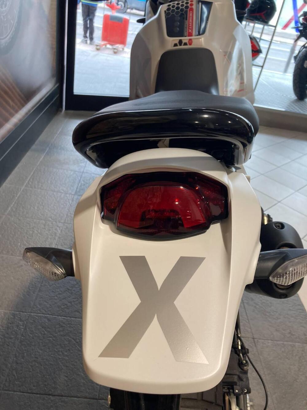 Ducati DesertX (2022 - 25) (9)