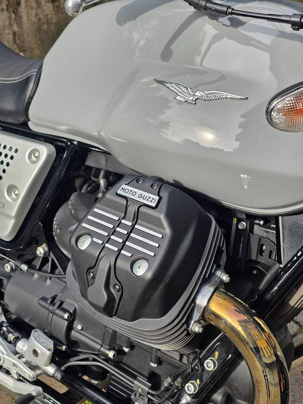 Moto Guzzi V7 III Milano (2018 - 20) (7)