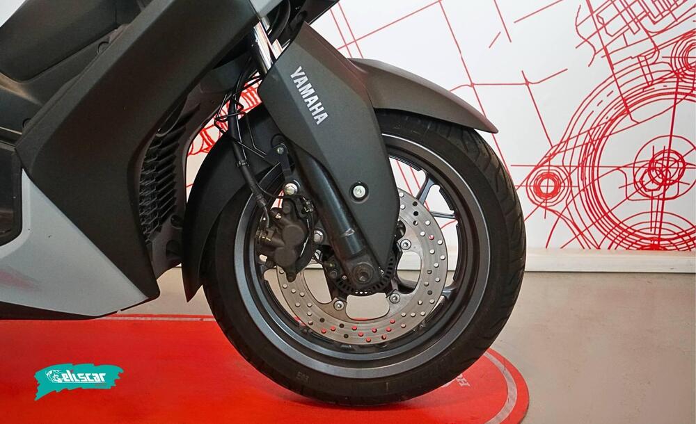 Yamaha X-Max 300 Tech Max (2025 - 26) (7)